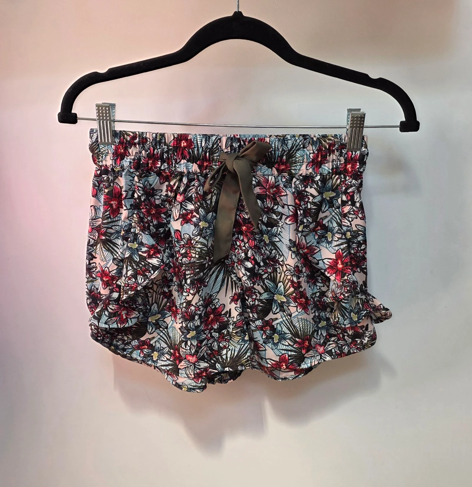 Short fluide fleuri tropical 34 XS Kiabi short d'été lien à nouer